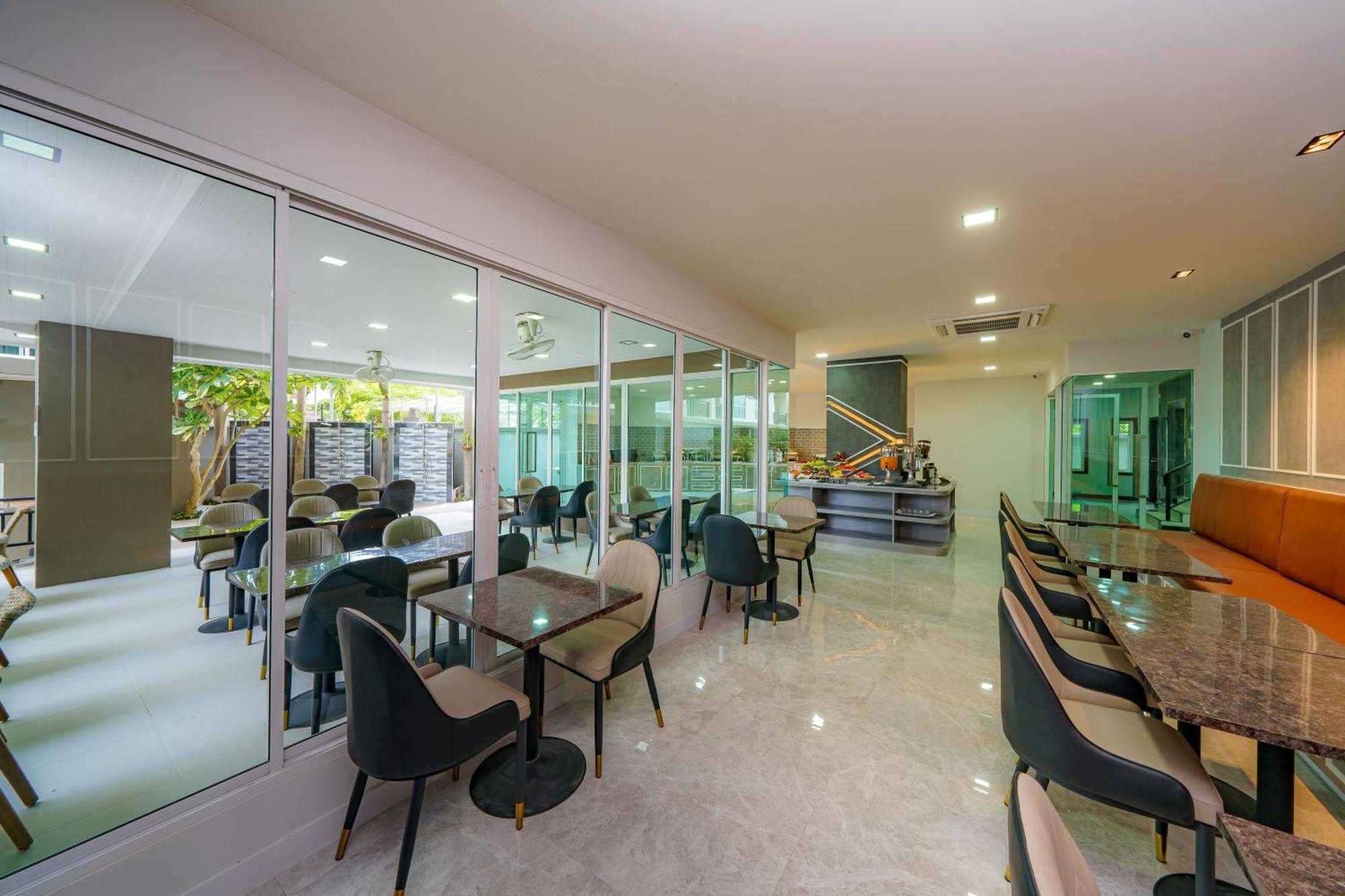 Lhc Hotel And Resort Pattaya Dış mekan fotoğraf
